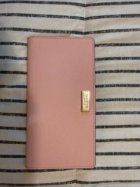 Kate Spade Women's Pink Saffiano Wallet - Stylish Compact Clutch